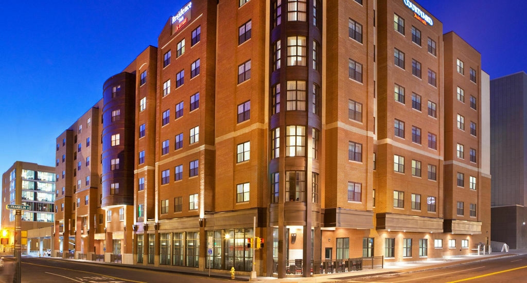 Courtyard By Marriott Syracuse Downtown At Armory Square Hotel Exterior photo